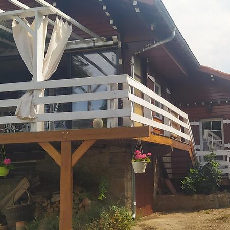 Logement Independant Attenant A Une Maison Dans Grand Jardin Retournac Kültér fotó